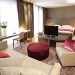 Hotel Rosa Grand - Starhotels Collezione Milán