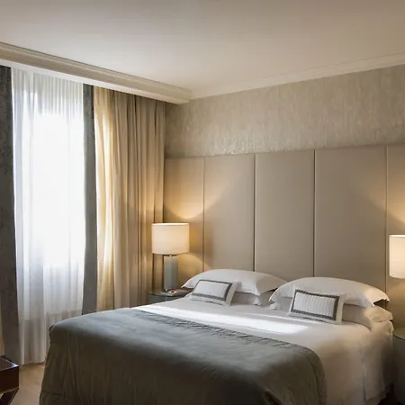 Rosa Grand - Starhotels Collezione 4* מילאנו