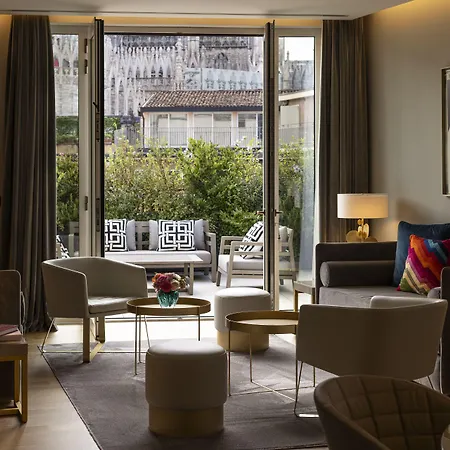 מלון Rosa Grand - Starhotels Collezione 4*