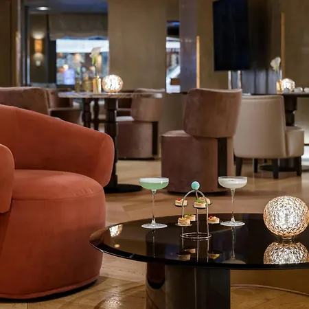 מלון Rosa Grand - Starhotels Collezione 4*